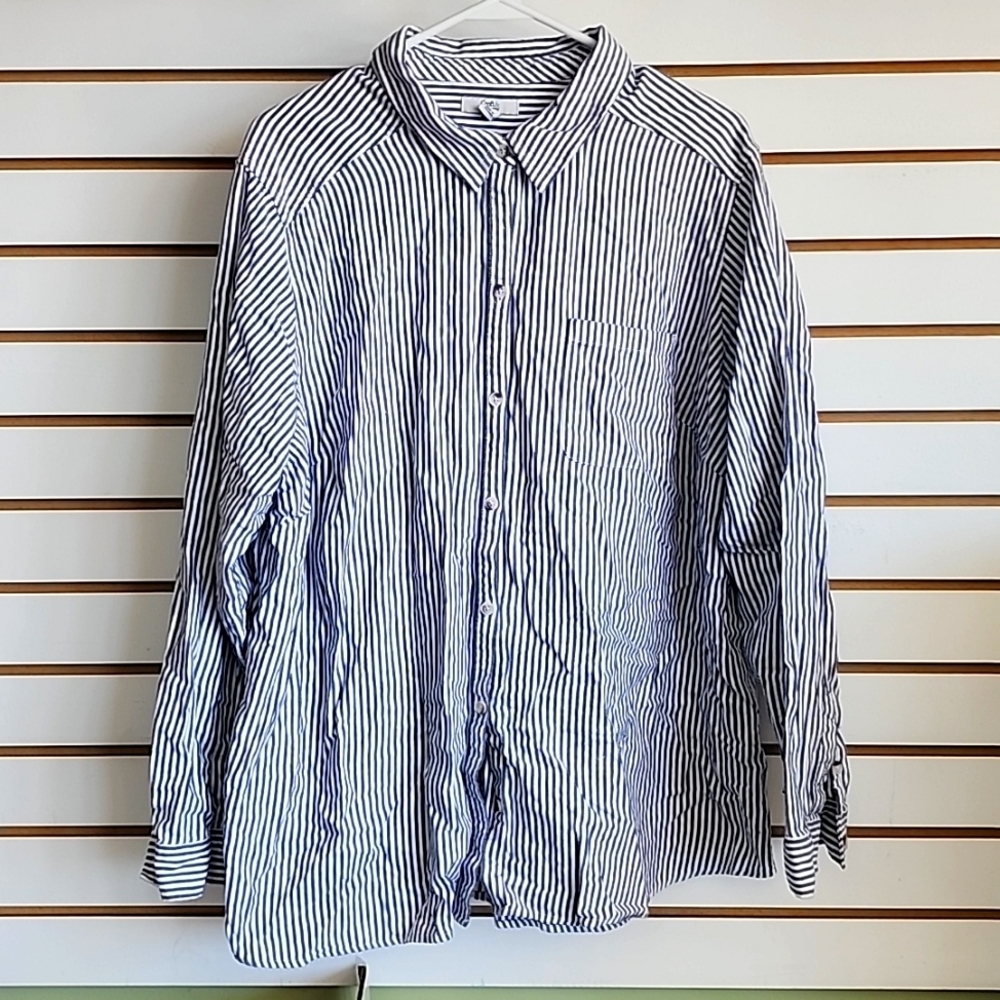 Croft&Barrow button-up long sleeve striped shirt